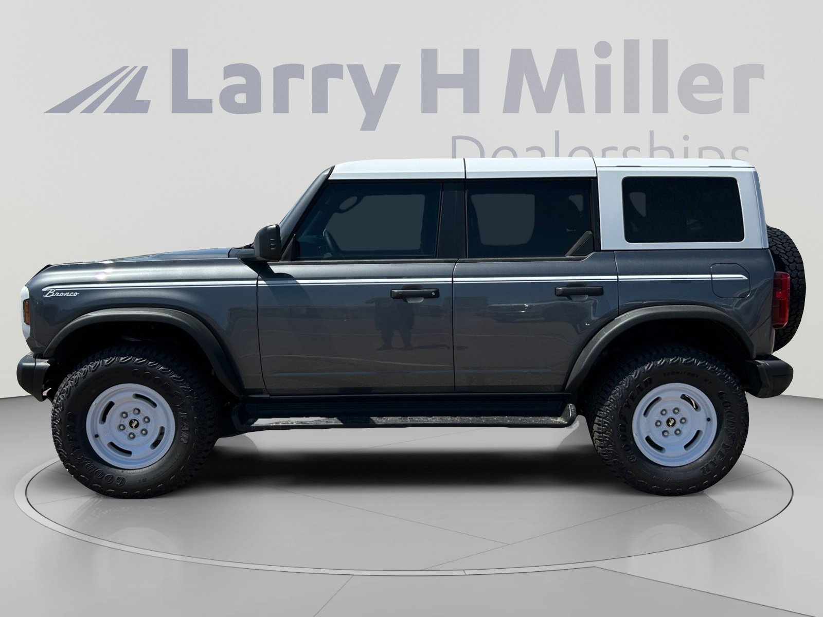 ford bronco 4-door 2026 1FMEE4DP2TLA46224 image ford bronco 4-door 2026 1FMEE4DP2TLA46224 image